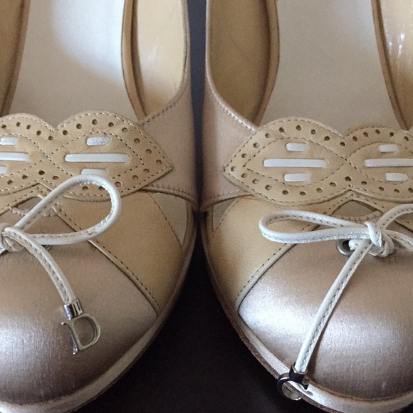 Christian Dior Satin Heels👠 - Picture 5 of 8